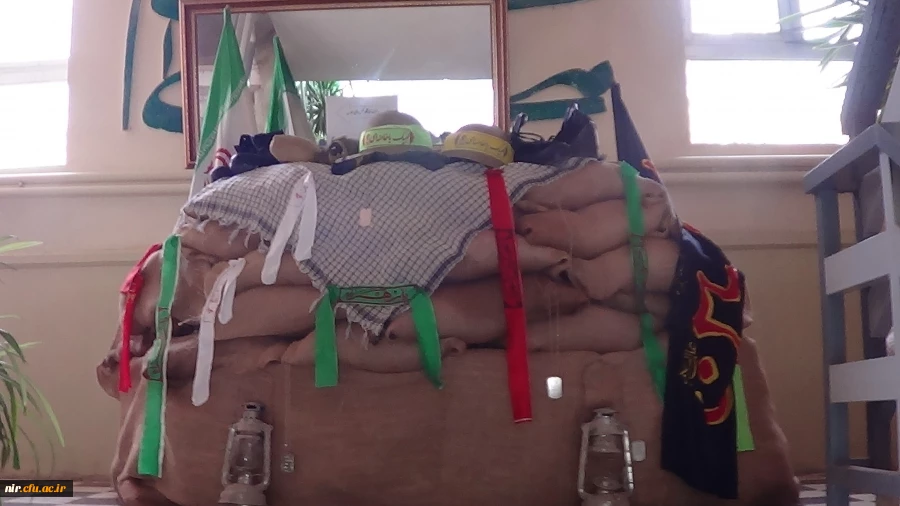 هفته دفاع مقدس گرامیباد
بمناسبت بزرگداشت هفته دفاع مقدس  نمایشگاهی ازطرف بسیج دانشجویی مرکزآموزش عالی آزادگان نیربرگزارشد. 3