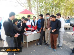 کانون هلال احمرمرکزآموزش عالی آزادگان نیربه مناسبت ایام سوگواری امام حسین(ع) با استقرارایستگاه وتوزیع بسته امدادی به دانشجویان وثبت نام ازدانشجویان جدیدالورود استقبال کردند 2