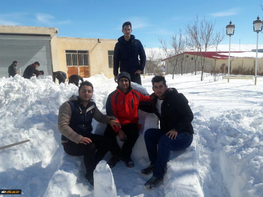 مسابقه و کارگاه حجم سازی با برف 2