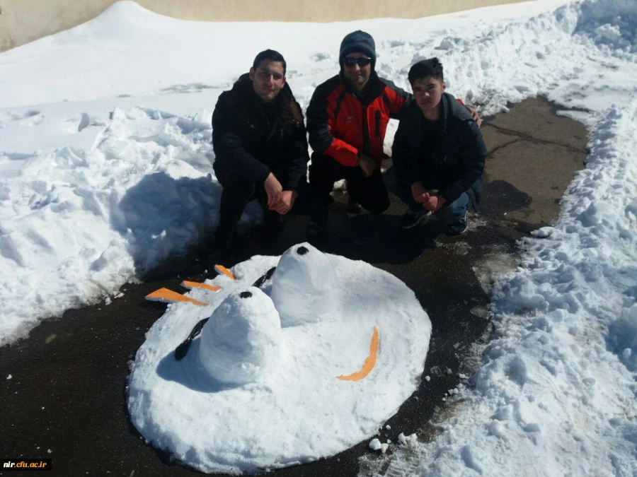 مسابقه و کارگاه حجم سازی با برف 11