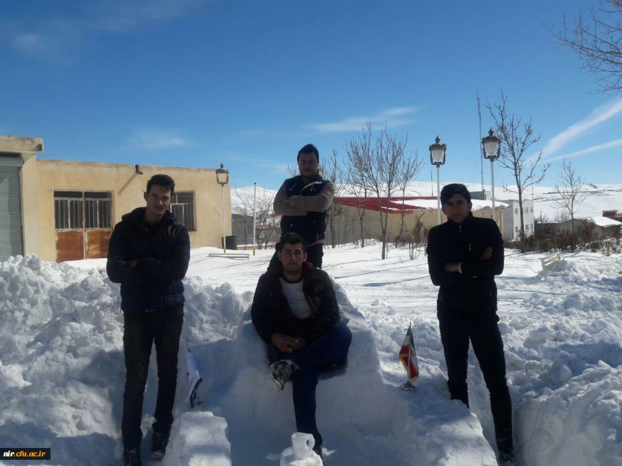 مسابقه و کارگاه حجم سازی با برف 18