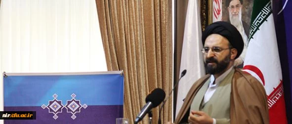 حجت الاسلام و المسلمین دادگر در مراسم تکریم و معارفه سرپرست دانشگاه فرهنگیان:

اقدام با ایمان و جوشش درونی کارسخت تربیت معلم را لذت بخش نموده و ثمرات بی نظیری برای نظام تعلیم و تربیت به همراه دارد 2