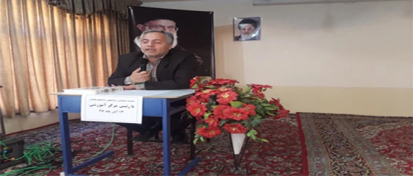 نشست صمیمی سرپرست مرکزآموزش عالی آزادگان نیر با دانشجویان 3