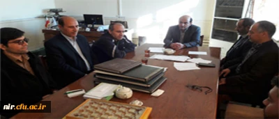 جلسه ی ریاست مرکز با کارکنان