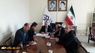 جلسه کارکنان با ریاست پیرامون انتخابات شورای صنفی دانشجویان