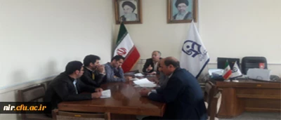 جلسه کارکنان با ریاست