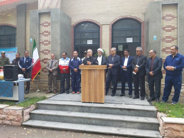 پیاده روی دانشجومعلمان به همراه کلیه کارکنان مرکز آموزش عالی آزادگان نیر و مسئولین ادارات و ارگان های شهرستان نیر به مناسبت هفته تربیت بدنی و طرح یاریگر هم باشیم شورای هماهنکی مبارزه با مواد مخدر 3