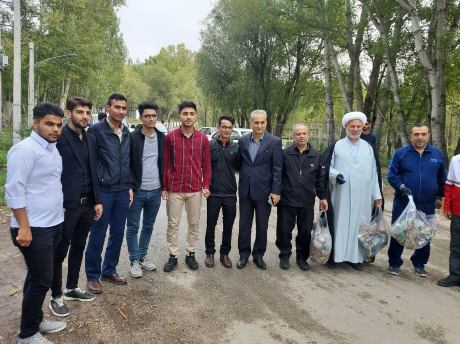 پیاده روی دانشجومعلمان به همراه کلیه کارکنان مرکز آموزش عالی آزادگان نیر و مسئولین ادارات و ارگان های شهرستان نیر به مناسبت هفته تربیت بدنی و طرح یاریگر هم باشیم شورای هماهنکی مبارزه با مواد مخدر 9