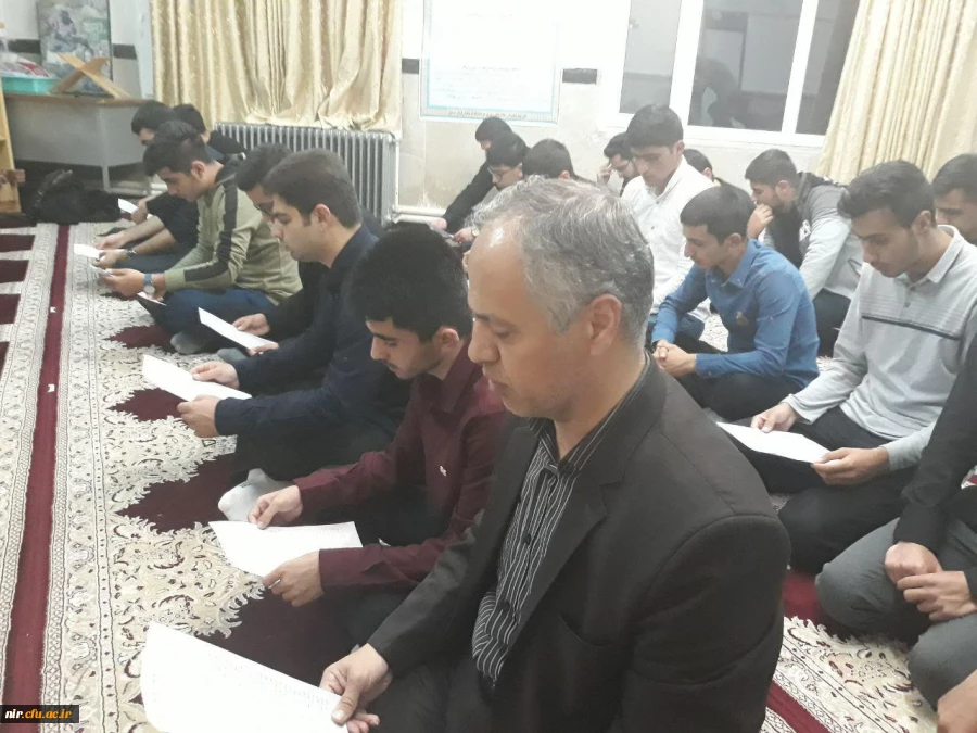 مراسم قرائت زیارت حضرت رسول (ص) ازبعید با فراسیدن 28 صفر  و برگزاری مراسم سوگواری رحلت پیامبر خاتم حضرت محمد (ص) و شهادت امام حسن مجتبی (ع) در مرکز آزادگان نیر  7