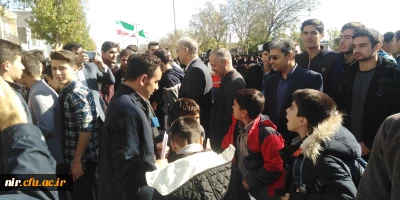 به مناسبت 13 آبان توسط دانشگاه فرهنگیان، مرکز آموزش عالی آزادگان نیر برپا شد:

غرفه استکبار ستیزی در مسیر راهپیمایی شهرستان نیر