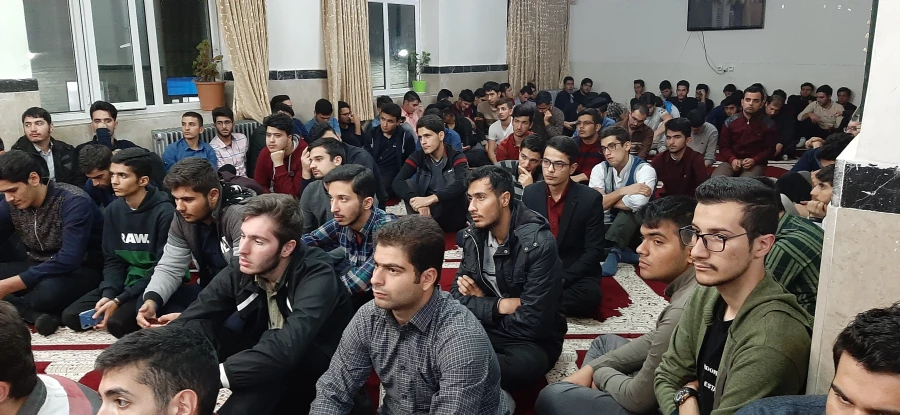 ویژه برنامه بصیرتی با حضور حجت الاسلام عابدی مسئول دفتر نمایندگی ولی فقیه در ناحیه بسیج دانشجویی استان اردبیل 3