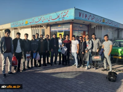 حضور جمعی از دانشجومعلمان در آبدرمانی شهر آفتاب نیر