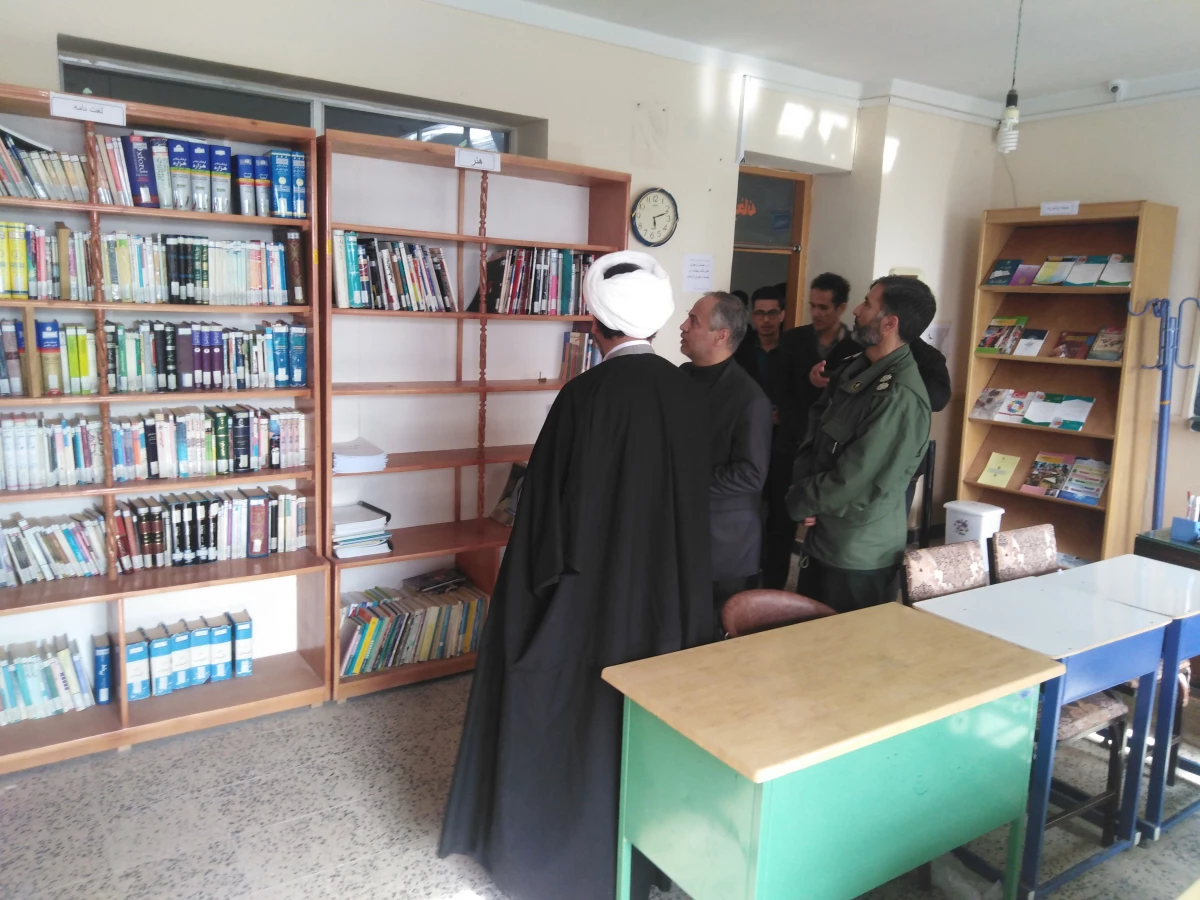 بازدید حجه الاسلام والمسلمین حاج آقا نعمتی امام جمعه محترم شهرستان نیر از مرکز آموزشی عالی آزادگان 3