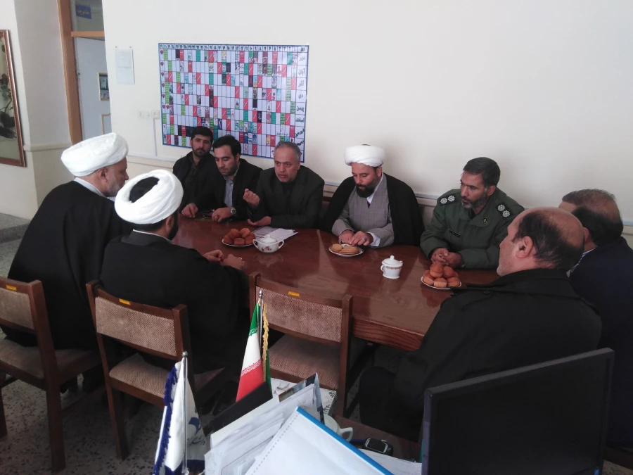 بازدید حجه الاسلام والمسلمین حاج آقا نعمتی امام جمعه محترم شهرستان نیر از مرکز آموزشی عالی آزادگان 4