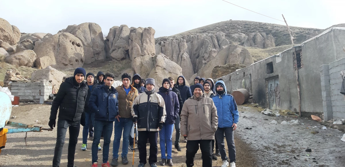 اردوی طبیعت گردی در مناطق ییلاقی و تاریخی روستاهای "اباذر" و "کورعباسلو" نیر 4