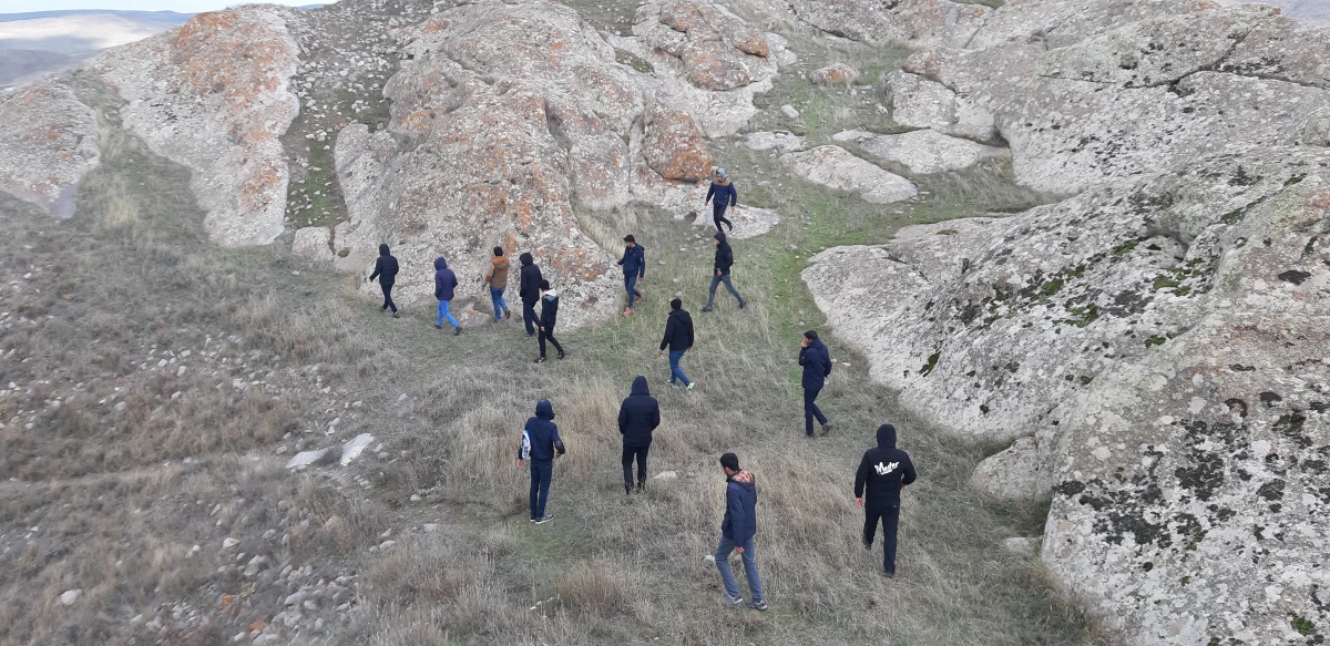 اردوی طبیعت گردی در مناطق ییلاقی و تاریخی روستاهای "اباذر" و "کورعباسلو" نیر 8