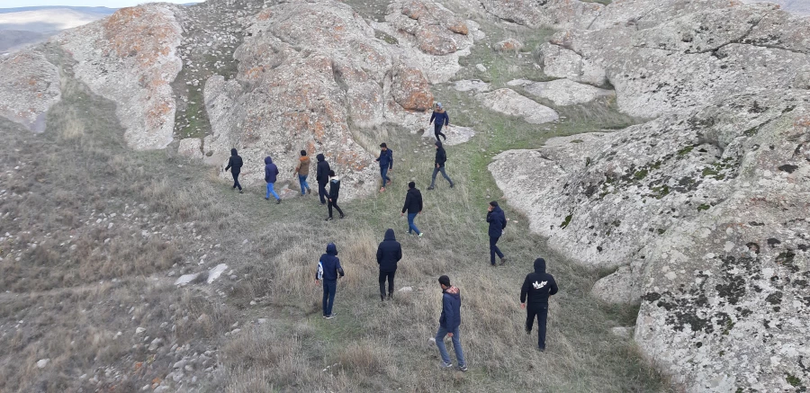 اردوی طبیعت گردی در مناطق ییلاقی و تاریخی روستاهای "اباذر" و "کورعباسلو" نیر 8