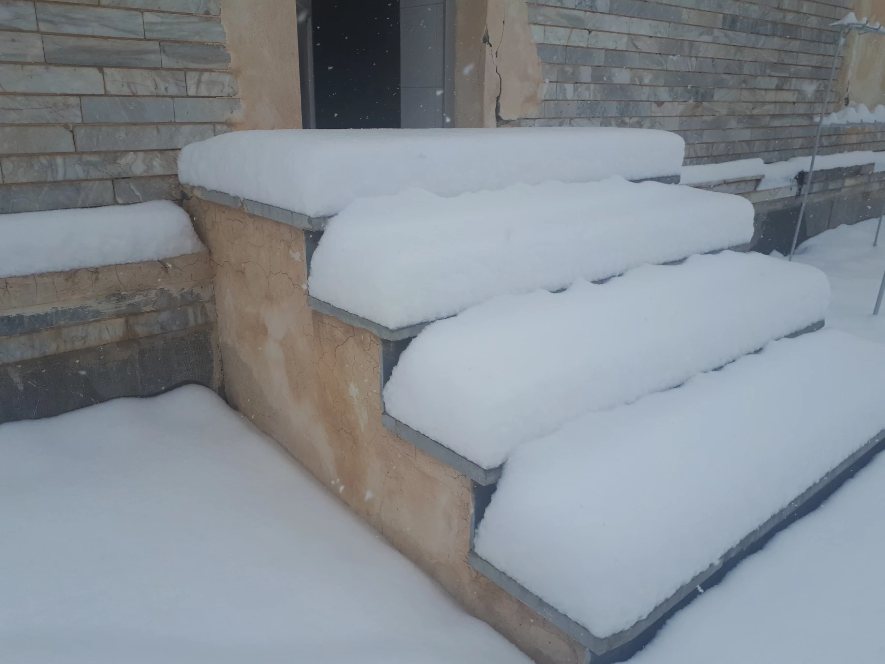 تصاویری از زیبایی های زمستان در مرکز 2