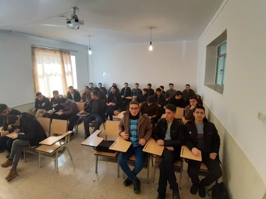  شروع کلاس ها و آغاز ترم بهاره سال تحصیلی 1398-1397
 در مرکز آزادگان نیر 
  3