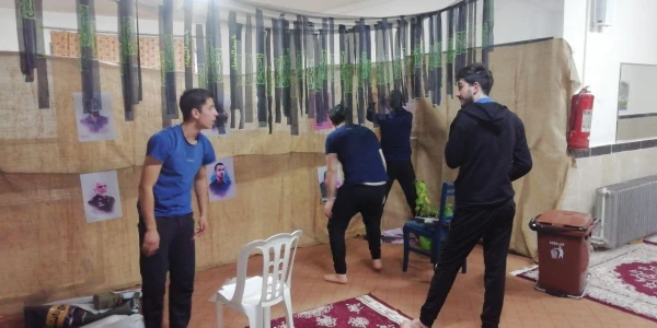 آماده سازی ایستگاه جذب راهیان نور تحت عنوان (کافه شهدا) به همت بسیج دانشجویی دانشگاه فرهنگیان نیر 3