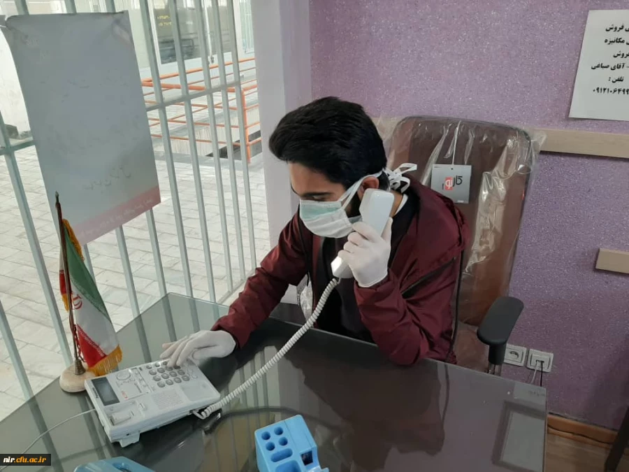 تلاش و همکاری دانشجو معلمان بسیجی مرکز آموزش عالی آزادگان نیر در فعالیت های پبیشگیری از بیماری کرونا 3