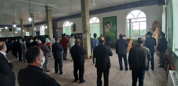 حضور  پورشور کارکنان مرکز آموزش عالی آزادگان نیر در مراسم سالروز رحلت امام خمینی (ره) و شهدای 15 خرداد 5